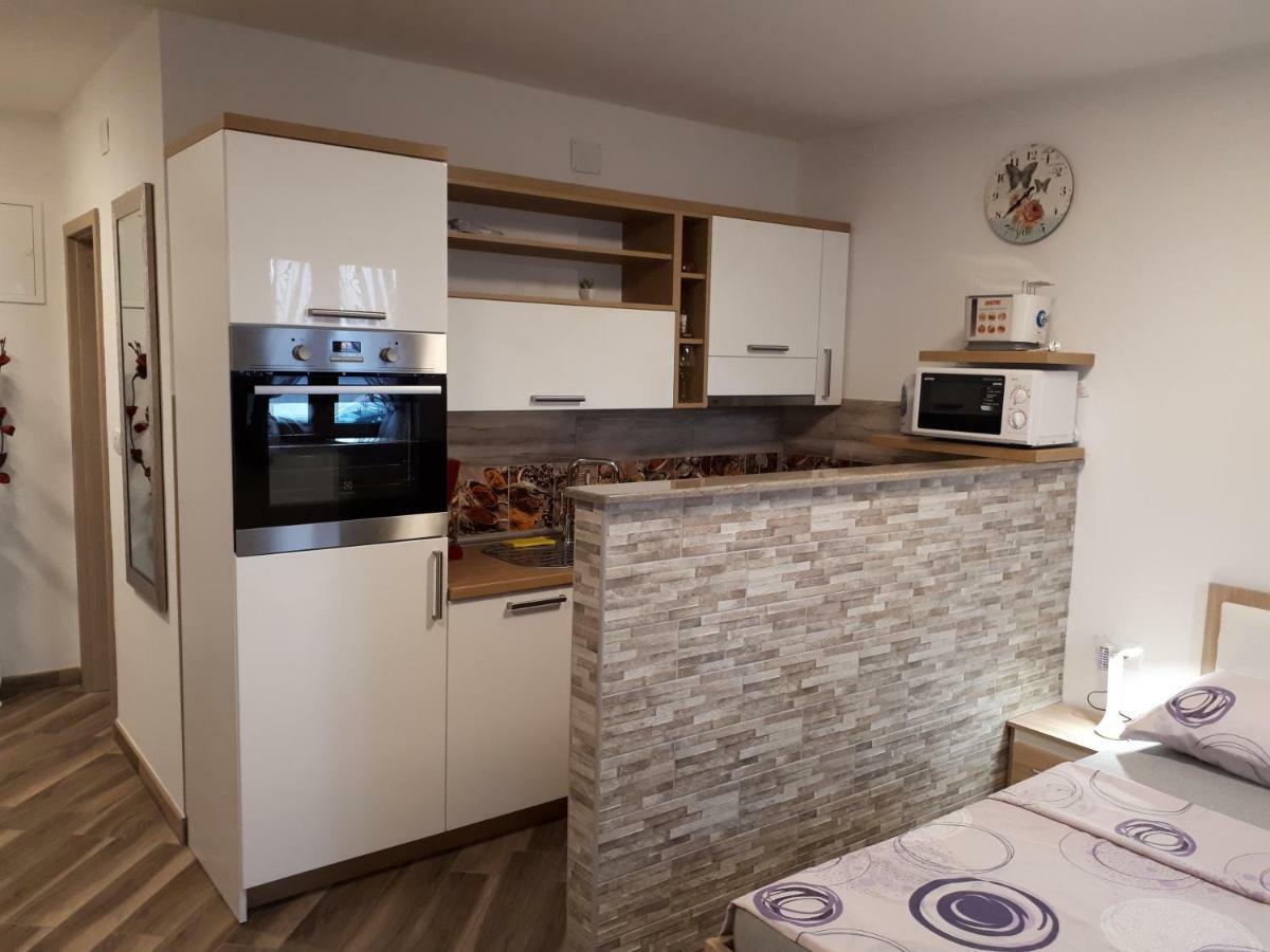 Apartment Dujica เซนญ์ ภายนอก รูปภาพ
