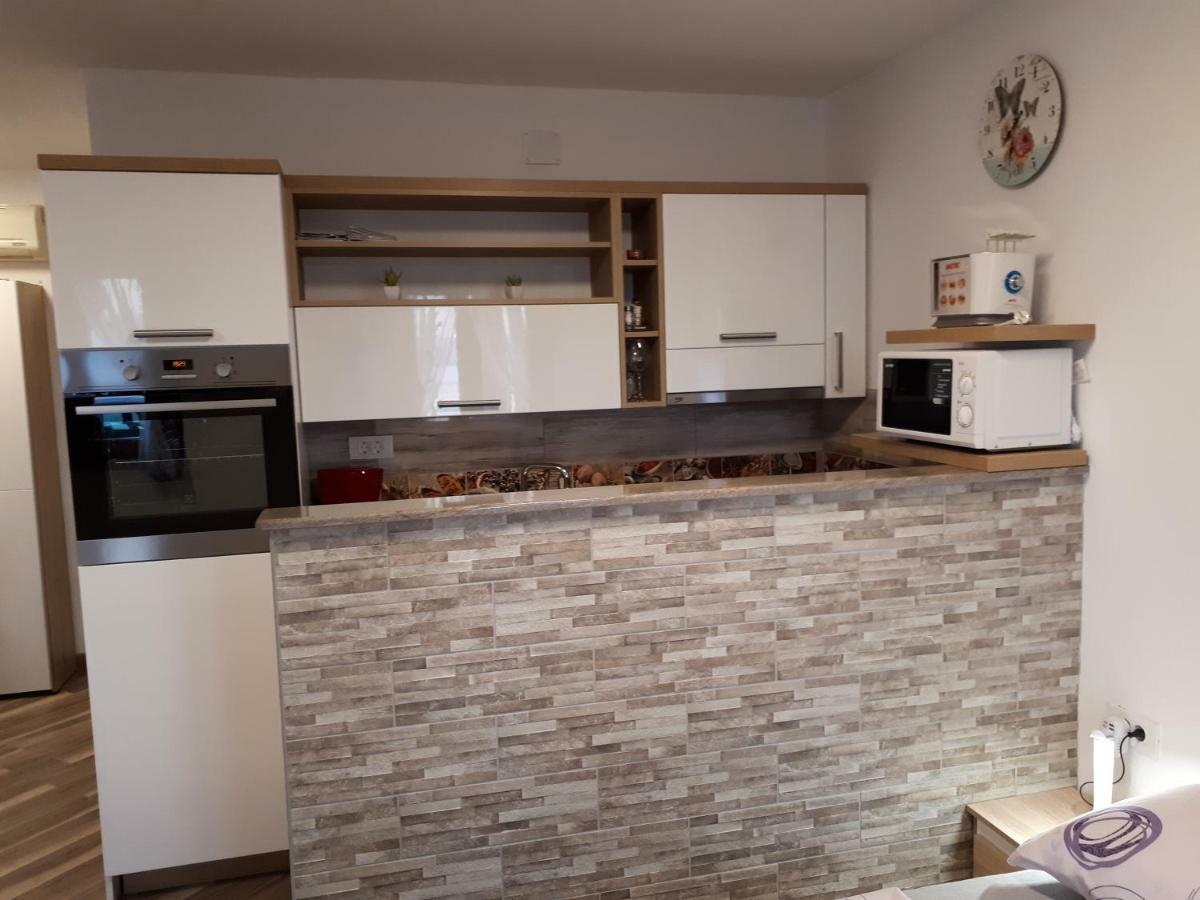 Apartment Dujica เซนญ์ ภายนอก รูปภาพ